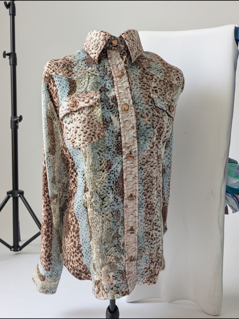 Sheer Animal Print Button-Up Shirt in Brown and Light Blue Sz S (024)